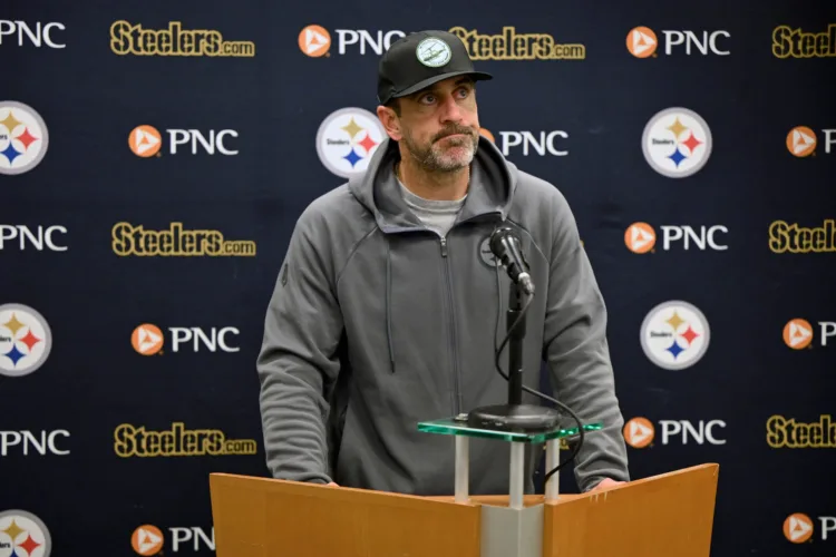 Steelers' frustration 'a positive,' Rodgers says